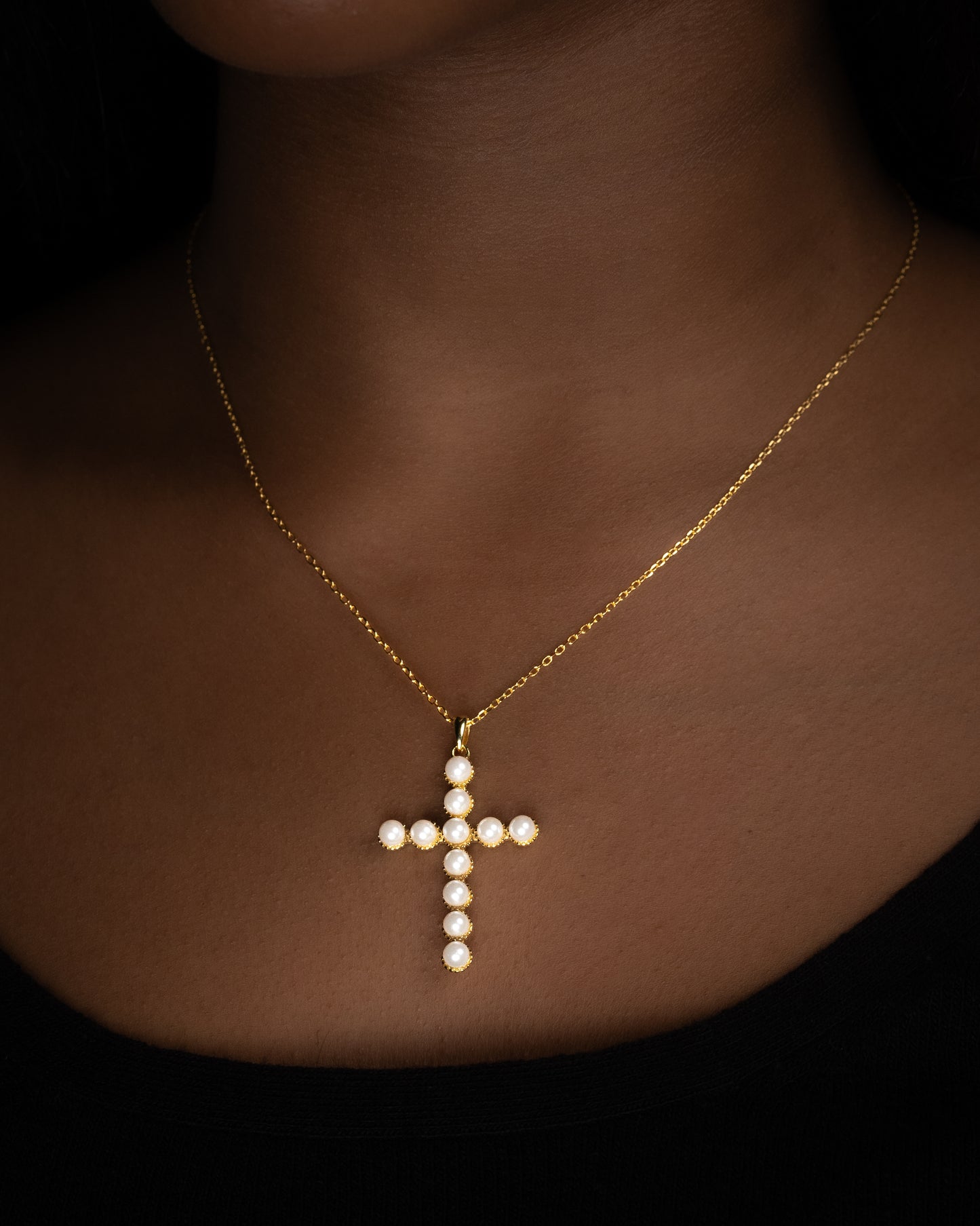 Cross of pearls